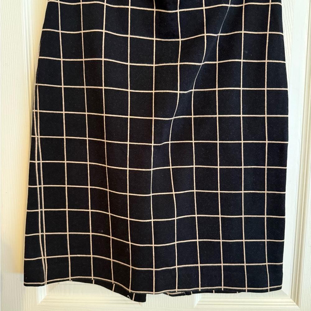 Ann Taylor Black and Cream Grid Pencil Skirt